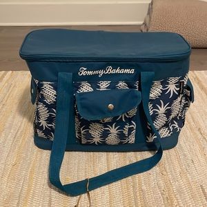 Tommy Bahama insulated beach cooler. 3 side pockets.